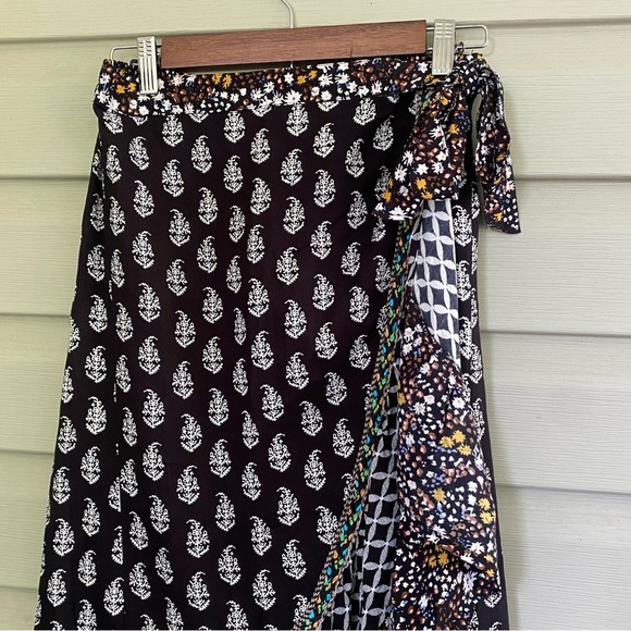 CHRISTIAN SIRIANO Boho chic ruffle midi Skirt sz S paisley foral mixed print EUC - Picture 9 of 9